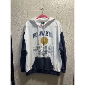 Harry Potter Hogwarts Pullover Hoodie Woman’s Size XL